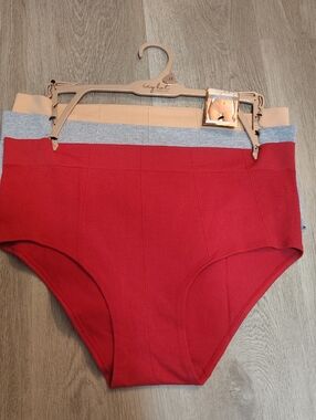 🆕3 PC Seamless High-Waist Briefs - Red, Gray, Nude(3-Pack)